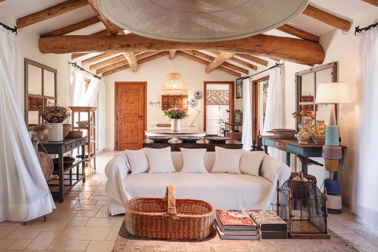 Albero Capovolto Bed & Breakfast Golfo Aranci Luaran gambar