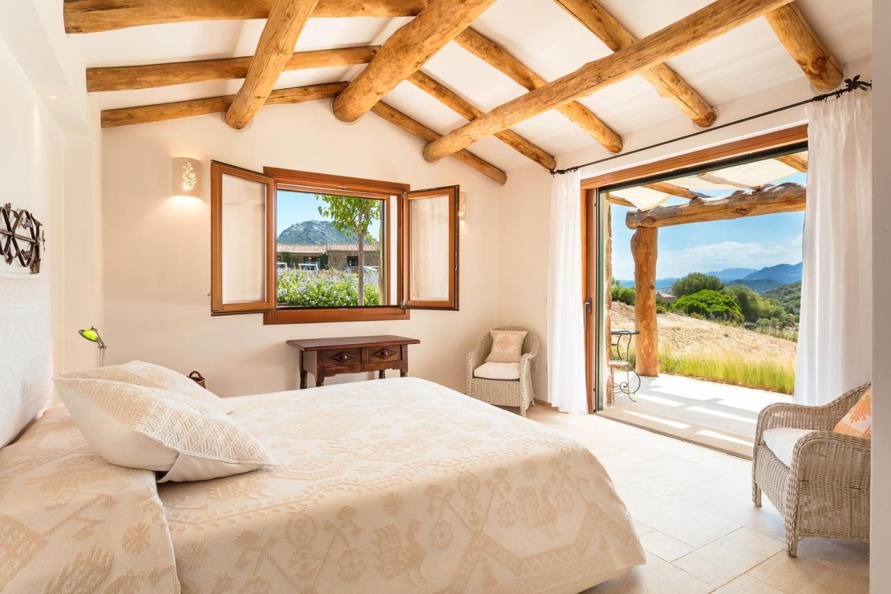 Albero Capovolto Bed & Breakfast Golfo Aranci Luaran gambar
