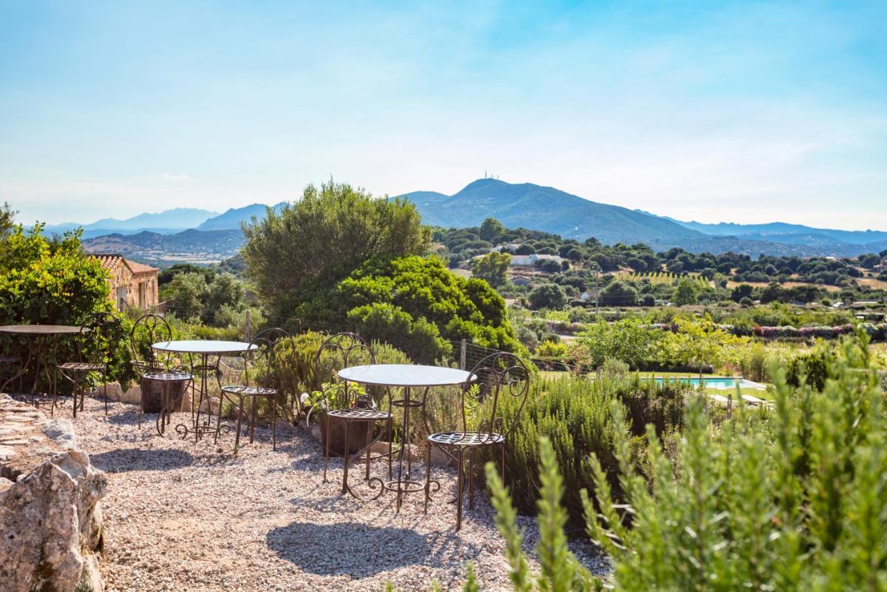 Albero Capovolto Bed & Breakfast Golfo Aranci Luaran gambar