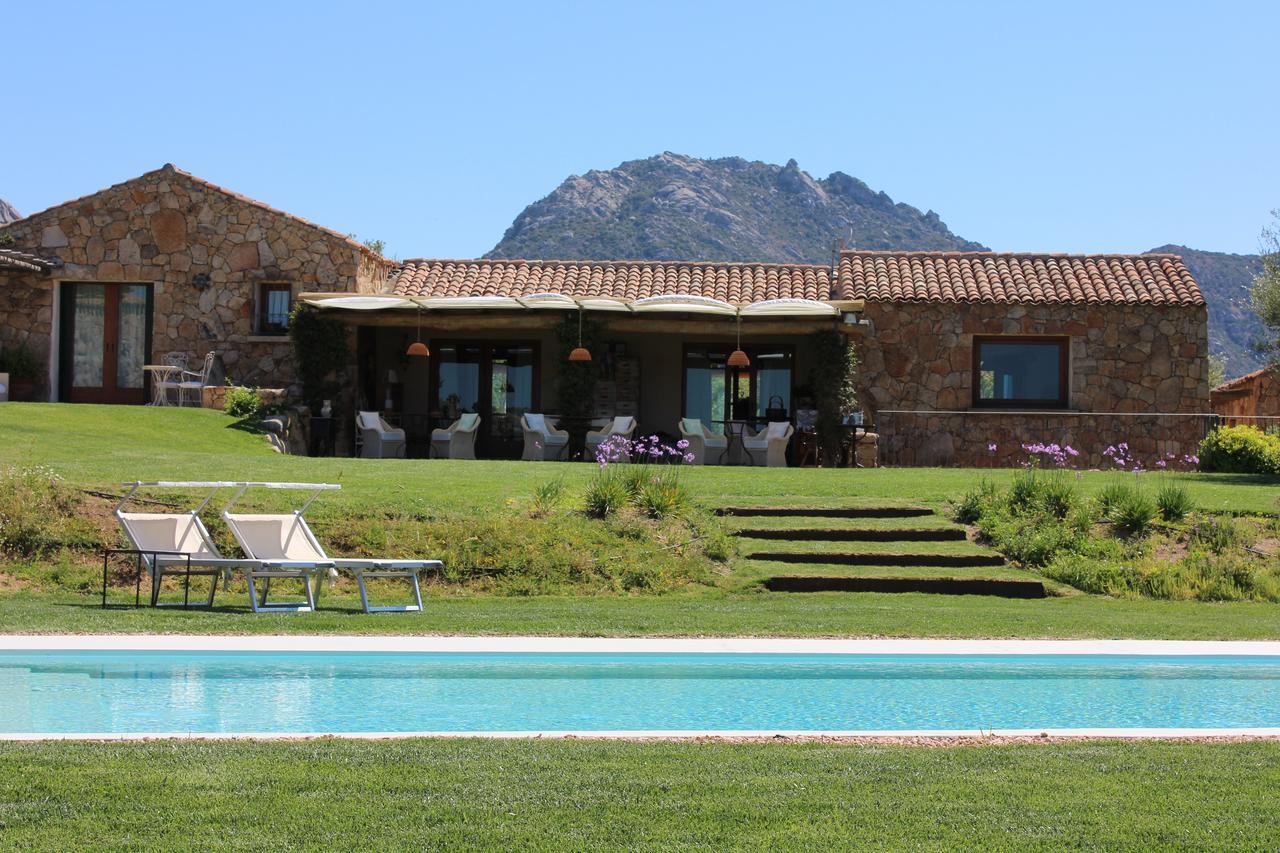 Albero Capovolto Bed & Breakfast Golfo Aranci Luaran gambar